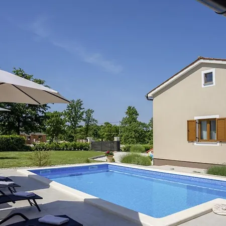 Bozac In Cukrici - Haus Fuer 6 Personen Vila Svetvinčenat