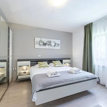 Bozac In Cukrici - Haus Fuer 6 Personen Vila Svetvinčenat