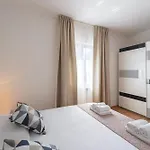 Bozac In Cukrici - Haus Fuer 6 Personen فيلة *
