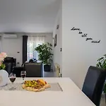 Bozac In Cukrici - Haus Fuer 6 Personen فيلة Svetvinčenat