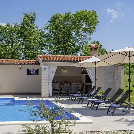 Bozac In Cukrici - Haus Fuer 6 Personen Villa