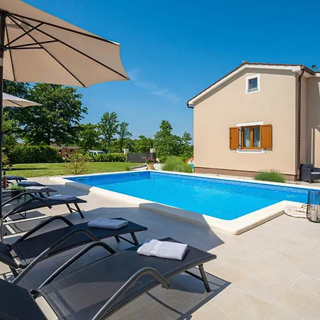 Bozac In Cukrici - Haus Fuer 6 Personen Villa Svetvinčenat
